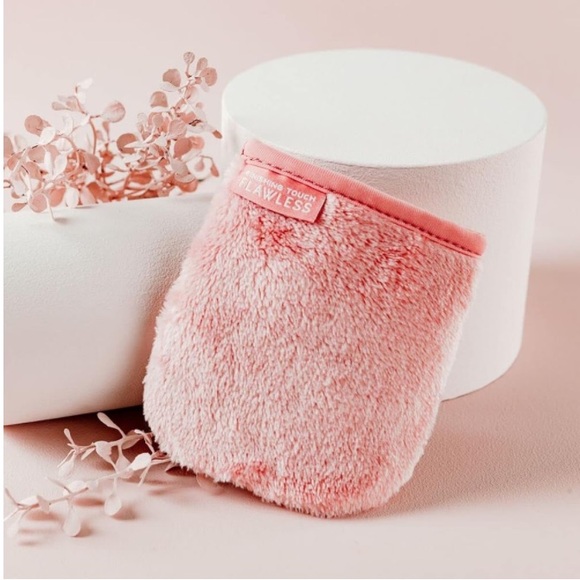 NIB - Finishing Touch Flawless - Pure Clean - 7 Day Facial Cleansing Mitt Set - Picture 4 of 9